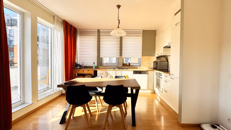 Lichtrijke duplex met 2 slaapkamers en groot terras in Jette - 7