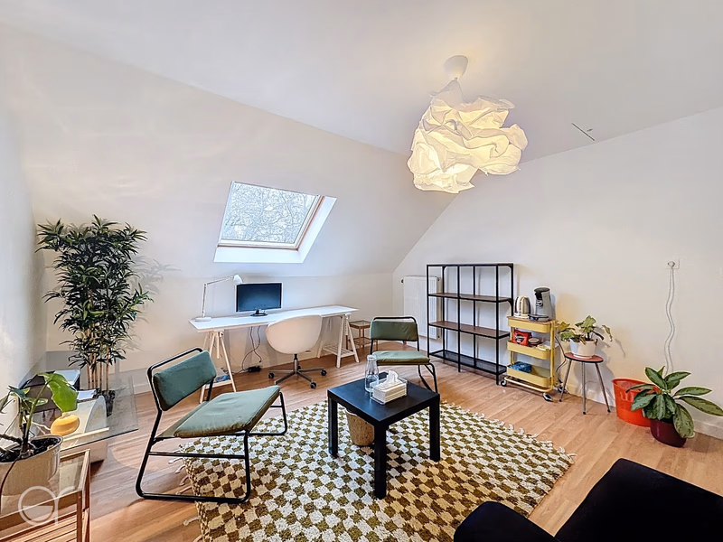 Rustig gelegen rijwoning met 4 slaapkamers en een koertje - 11